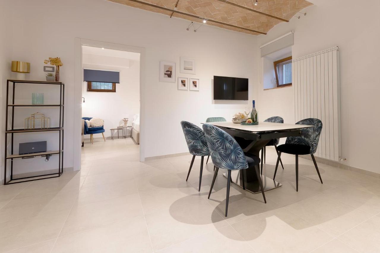 Dolce Far Niente Apartment With Pool & Parking Passignano sul Trasimeno Luaran gambar