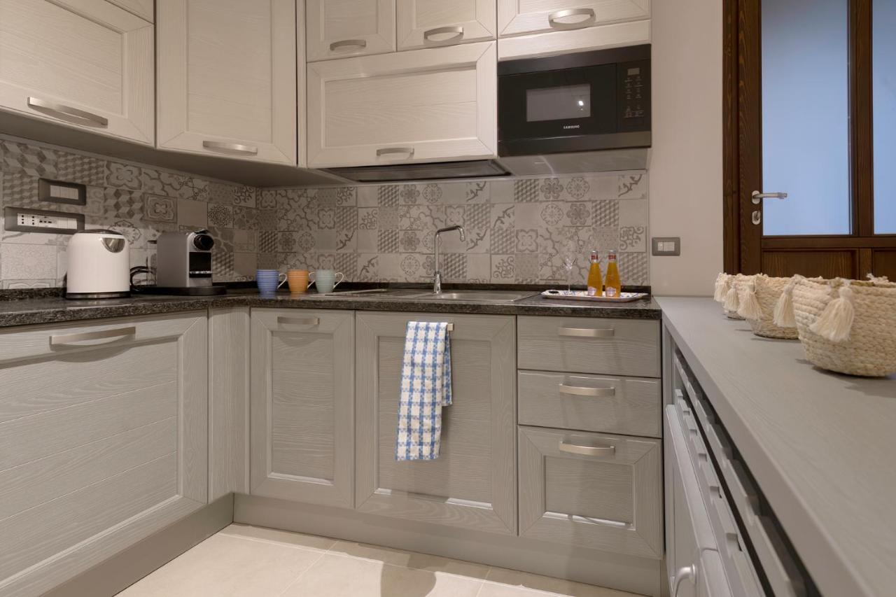 Dolce Far Niente Apartment With Pool & Parking Passignano sul Trasimeno Luaran gambar